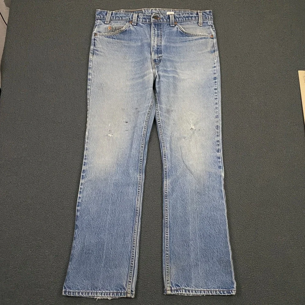 VTG 90s Levis 517 Jeans FITS 36x31 Orang Tab Bootcut Light Wash Blue Distressed